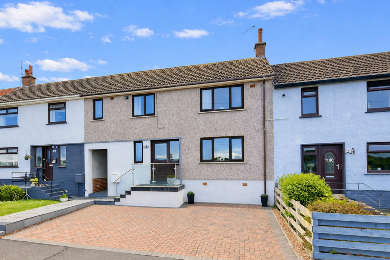 3 bed property in Nethermiln Road, West Kilbride